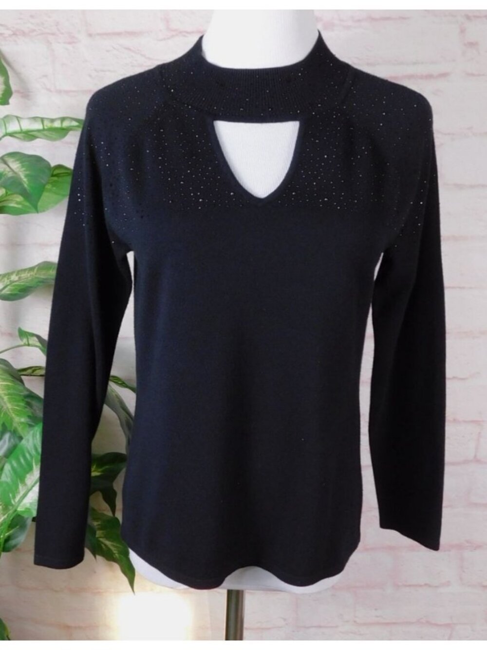 Cable & Gauge Black Long Sleeve Top With Rhinestone Details & Cutout Neckline S